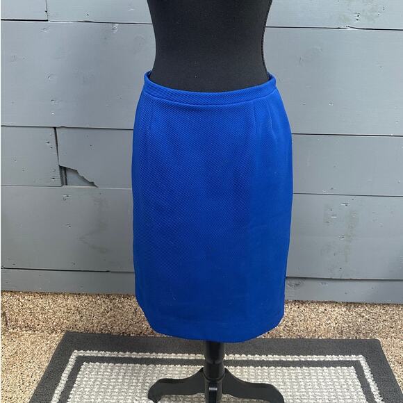 Vintage Alester Polyester Skirt Suit - Picture 4 of 7